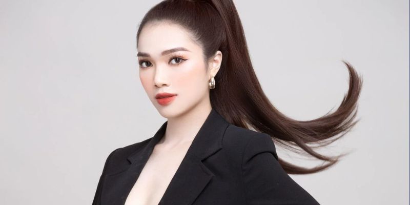 Thắc mắc về bà Vương Tố Y